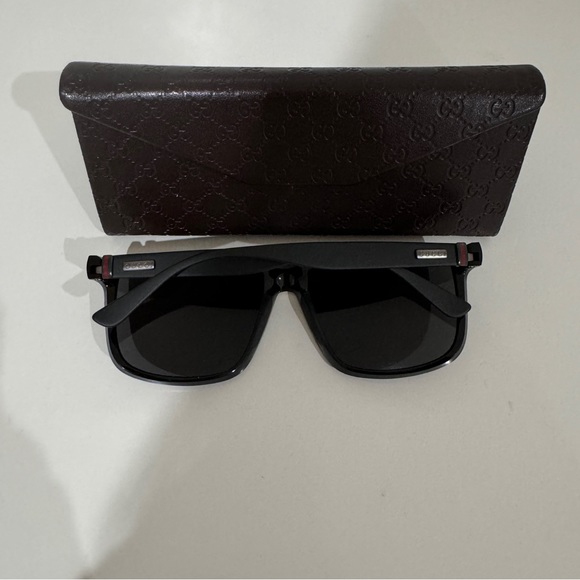 Gucci GG1075/S sunglasses - Picture 3 of 8